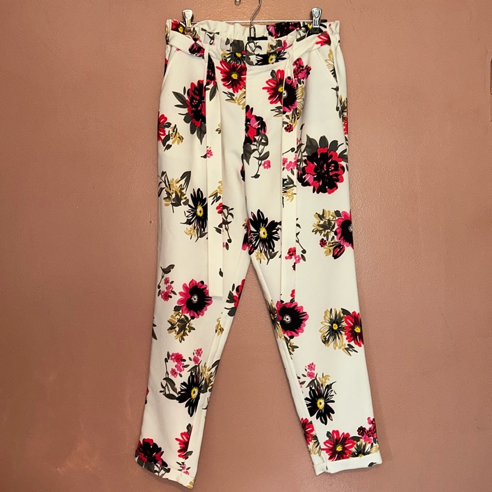 LIKE AN ANGEL FLORAL PANTS SZ L